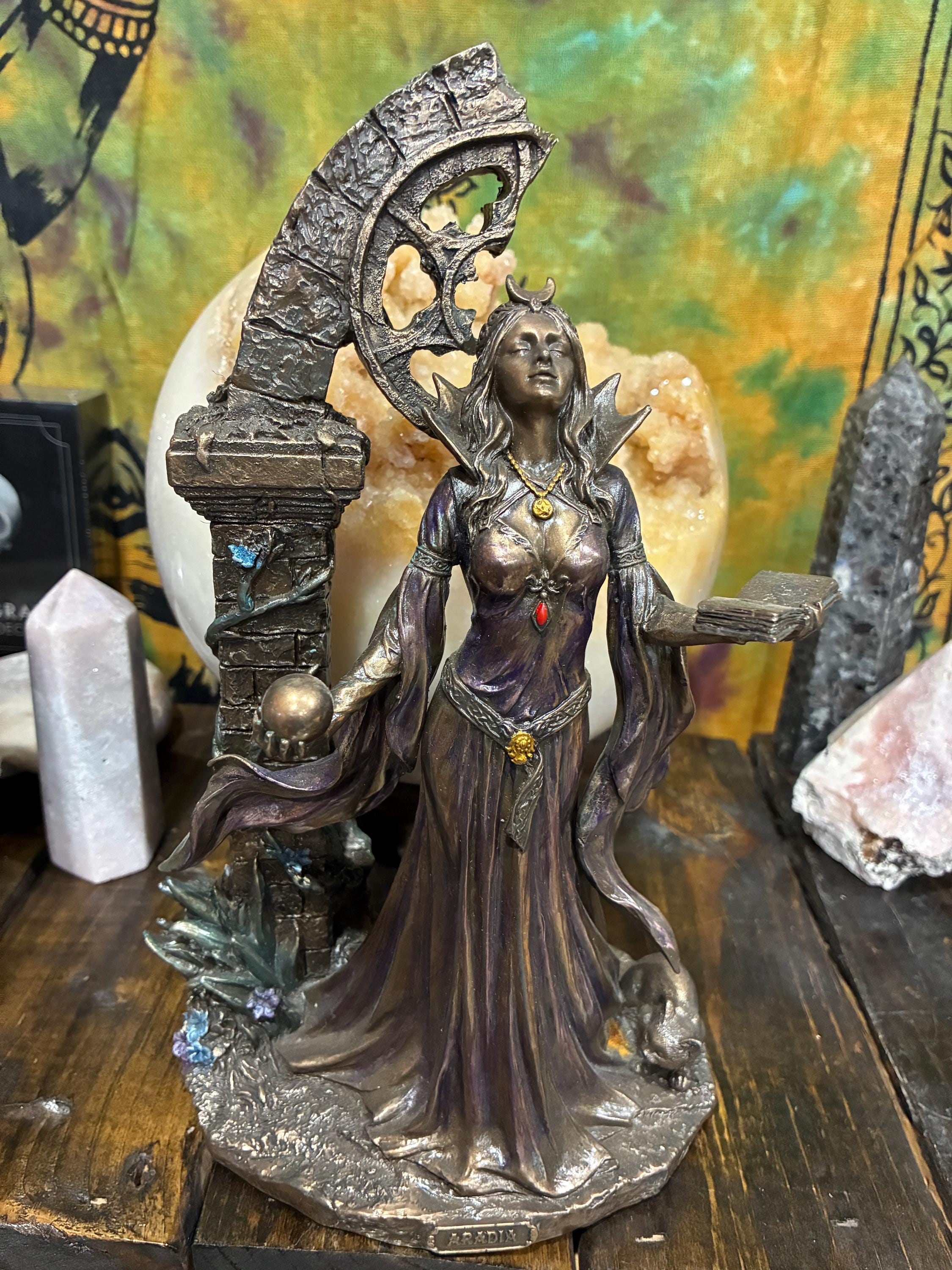 Aradia Goddess Statue – Bronze-Tone Italian Witch Altar Decor