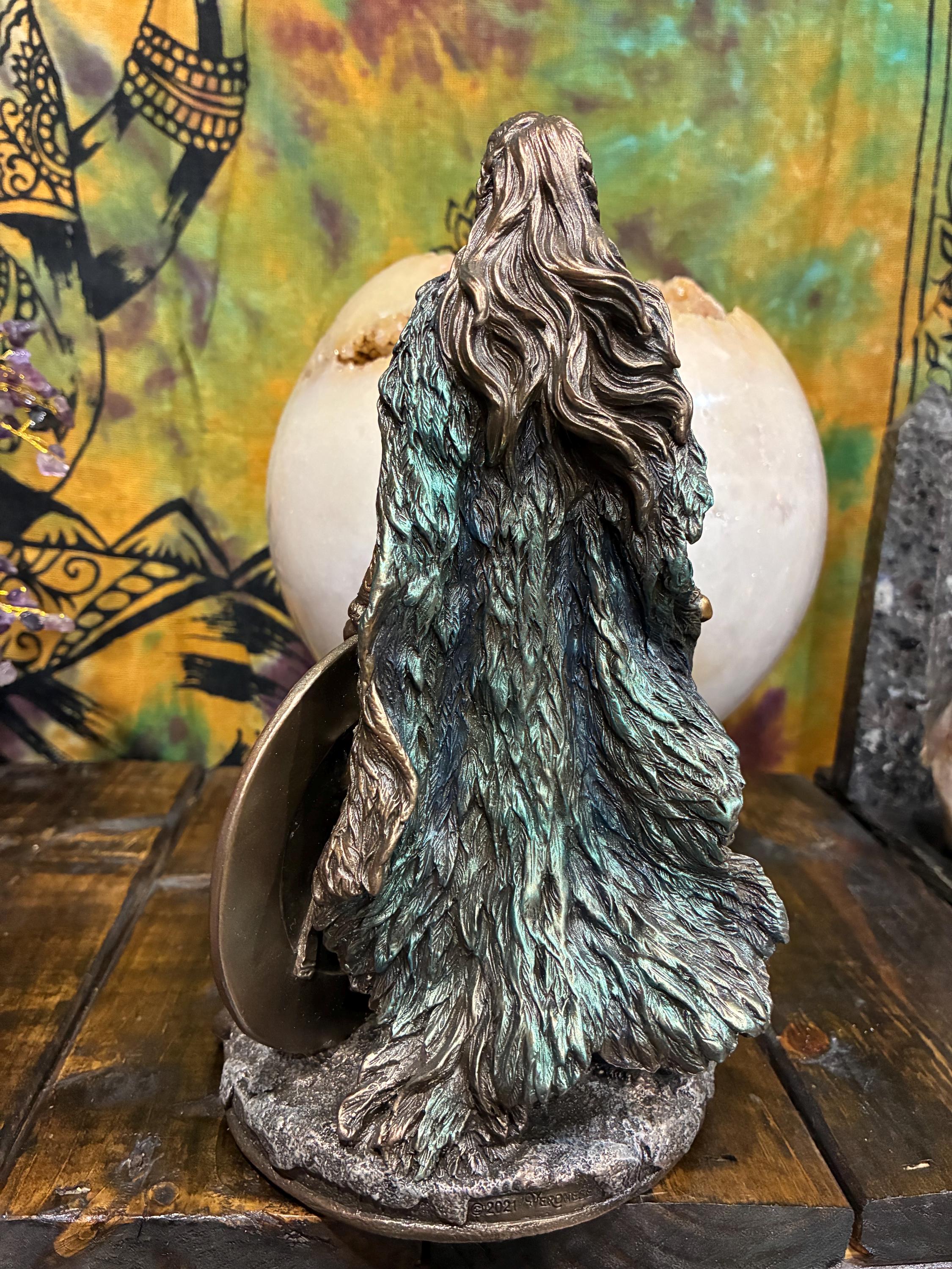 Freya Statue 8 3/8 Inch | Freyja Shield Maiden Figurine | Norse Goddess w/ Cats | Viking Altar Decor | Love War Magic Gift