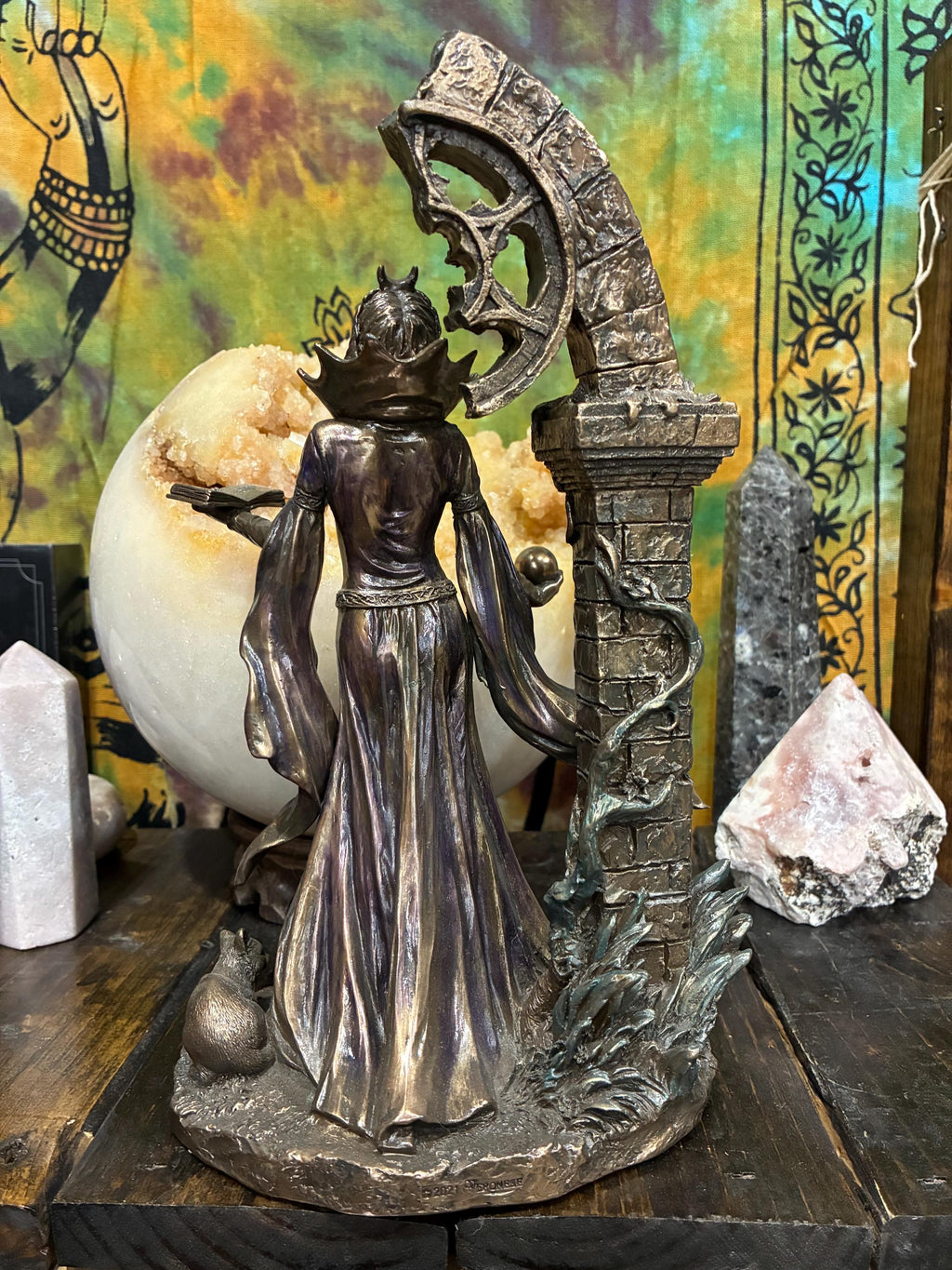 Aradia Goddess Statue – Bronze-Tone Italian Witch Altar Decor