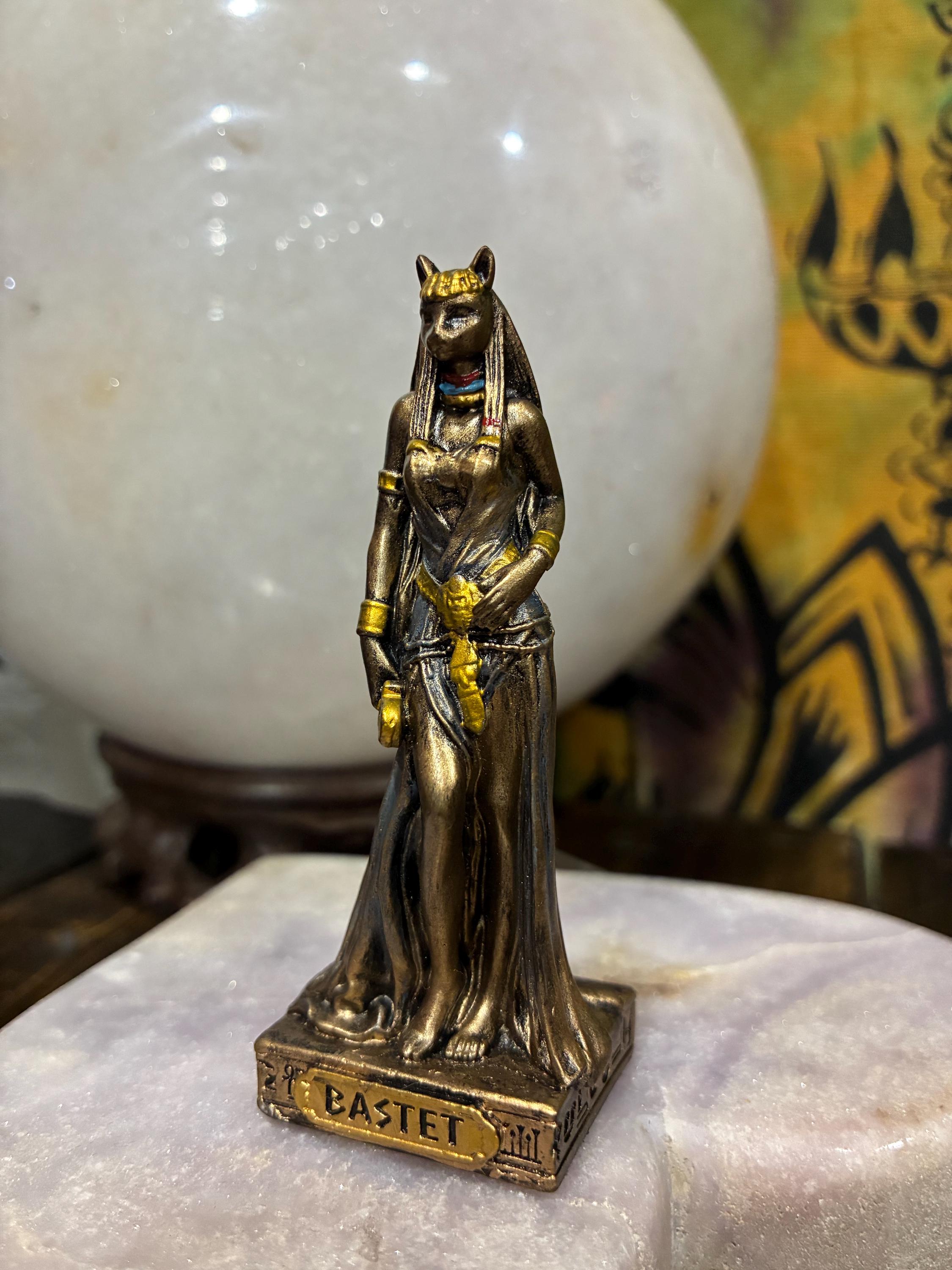 Mini Bastet Statue – Egyptian Cat Goddess Figurine, Resin Altar Decor