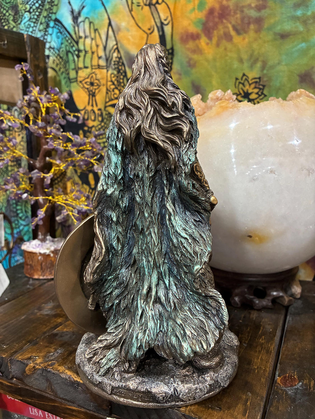 Freya Statue 8 3/8 Inch | Freyja Shield Maiden Figurine | Norse Goddess w/ Cats | Viking Altar Decor | Love War Magic Gift